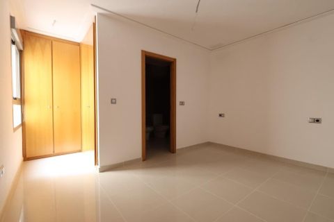 Leilighet i Torrevieja, Alicante, Torrevieja - € 220 000 | Ref: MLSC9009473 - foto 2