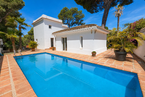 Villa en Marbella, Malaga, Marbella - € 1.535.000 | Ref: HFMs705673 - photo 1