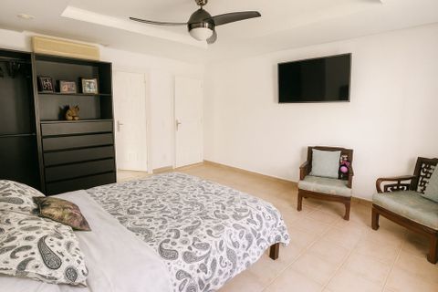 Villa en Marbella, Malaga, Marbella - € 1.535.000 | Ref: HFMs705673 - photo 25