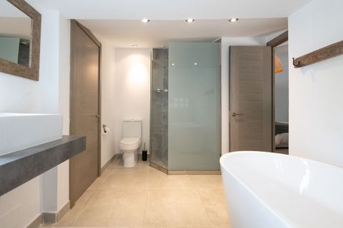 Villa en Marbella, Malaga, Marbella - € 2.500.000 | Ref: HFMs701229 - photo 17