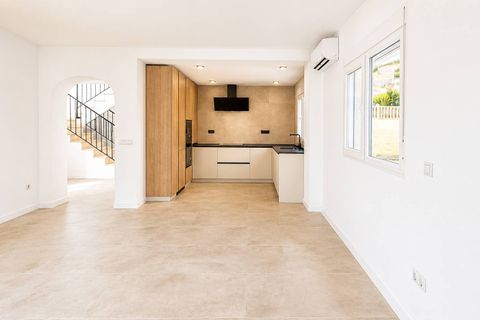Villa i El Campello, Alicante, El Campello - € 550.000 | Ref: CLDT-47811 - foto 9