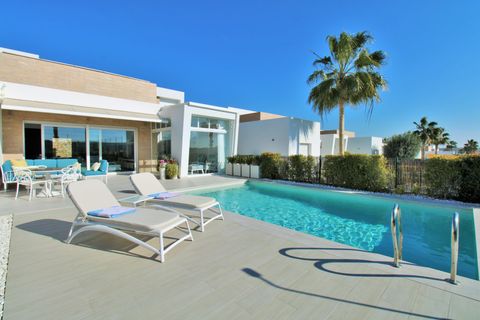Villa en Algorfa, Alicante, Algorfa - € 559.900 | Ref: CLDMLS-57998 - photo 1