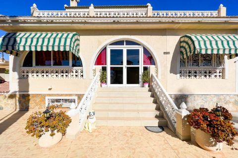 Villa en Ciudad Quesada, Alicante, Ciudad Quesada - € 569.000 | Ref: CLDMLS-71374 - photo 32