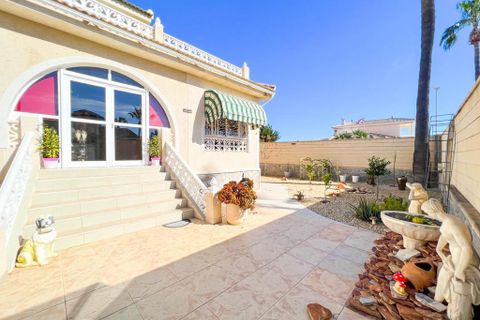 Villa en Ciudad Quesada, Alicante, Ciudad Quesada - € 569.000 | Ref: CLDMLS-71374 - photo 35