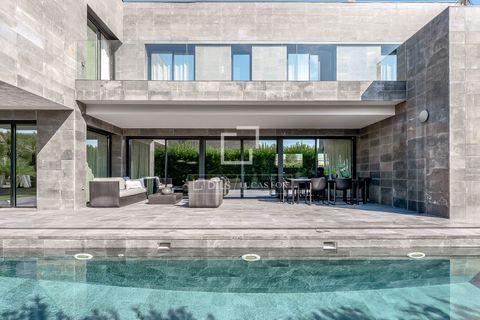 Villa i Salou, Tarragona, Salou - € 1.595.000 | Ref: TAR69983 - foto 2
