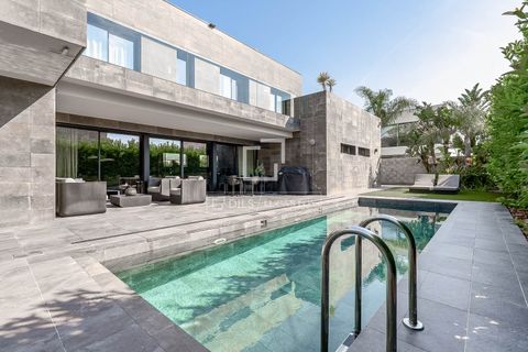 Villa i Salou, Tarragona, Salou - € 1.595.000 | Ref: TAR69983 - foto 4