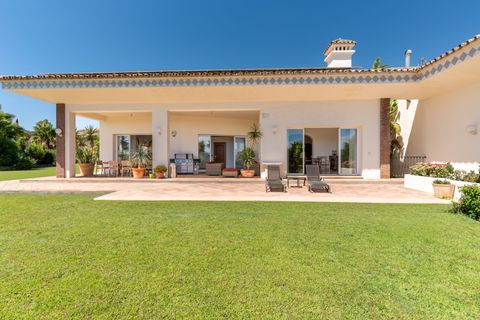 Villa i Benahavis, Malaga, Benahavis - € 4.499.000 | Ref: BHHS-MAR-06167 - foto 32