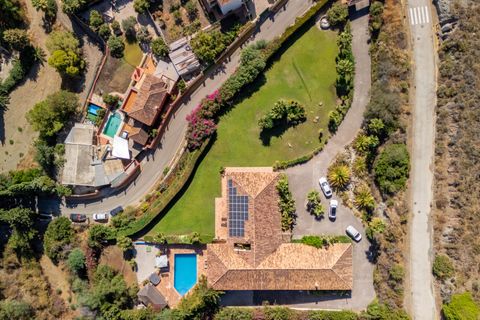 Villa i Benahavis, Malaga, Benahavis - € 4.499.000 | Ref: BHHS-MAR-06167 - foto 35