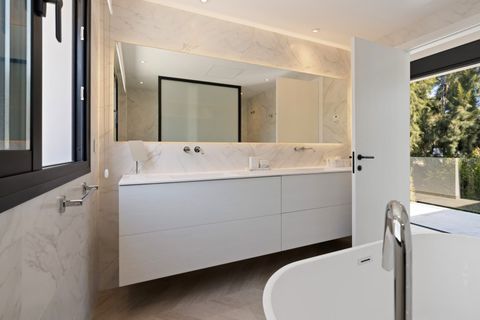 Villa a Marbella, Malaga, Marbella - € 3.250.000 | Ref: CHA0011 - foto 16