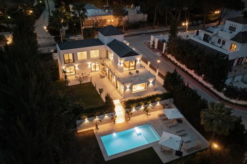 Villa a Marbella, Malaga, Marbella - € 3.250.000 | Ref: CHA0011 - foto 28