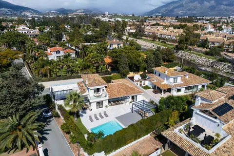 Villa i Marbella, Malaga, Marbella - € 3.295.000 | Ref: CHA0006 - foto 30