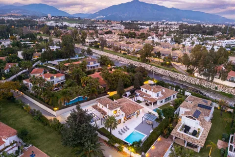 Villa i Marbella, Malaga, Marbella - € 3.295.000 | Ref: CHA0006 - foto 34