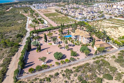 Villa a La Marina, Alicante, La Marina - € 1.495.000 | Ref: W-04A4UW - foto 3