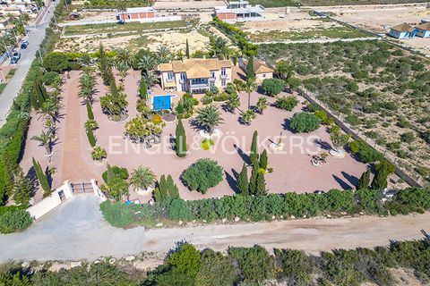 Villa a La Marina, Alicante, La Marina - € 1.495.000 | Ref: W-04A4UW - foto 4