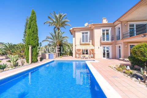 Villa a La Marina, Alicante, La Marina - € 1.495.000 | Ref: W-04A4UW - foto 14