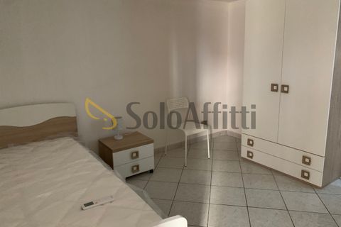 Estudi a Catania, Catania, Catania - € 200/mes | Ref: Camera2ViaPadova - foto 2