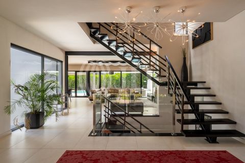 Villa i Almada, Setubal, Almada - € 2.250.000 | Ref: 98191 - foto 14