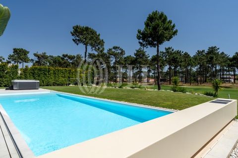 Villa a Almada, Setubal, Almada - € 15.000/mes | Ref: 97933 - foto 25