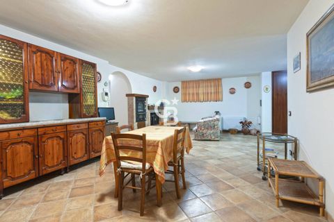 Villa a Viterbo, Viterbo, Viterbo - € 319.000 | Ref: CBI006-7-333103 - foto 12
