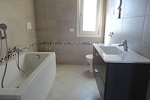 Villa a Padua, Padua, Padua - € 380.000 | Ref: V676 - foto 13