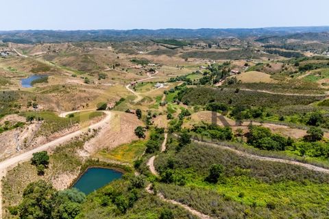 Helårsgrund i Silves, Faro, Silves - € 360.000 | Ref: LUX0321 - foto 1