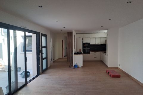 Villa a Beaucouze, Maine-et-Loire, Beaucouze - € 1.800/mes | Ref: 4901051564 - foto 2