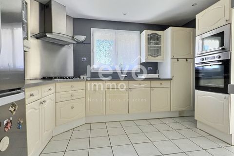 Villa a Mionnay, Ain, Mionnay - € 435.000 | Ref: 4901051687 - foto 12