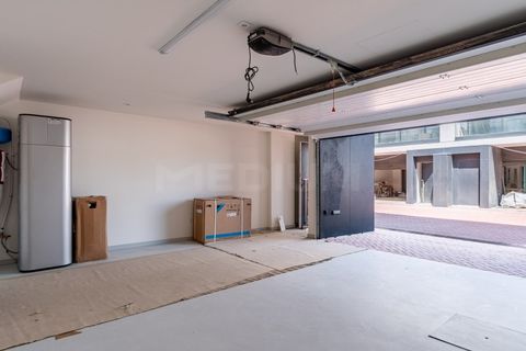 Villa i Maia, Porto, Maia - € 670.000 | Ref: M2077 - foto 28