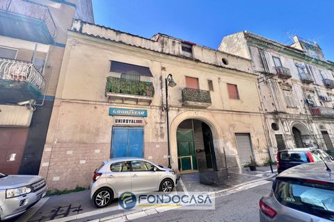 Villa a Sant'Antimo, Naples, Sant'Antimo - € 160.000 | Ref: Sant'Antimo - Via C.Verde fabbricato - foto 2