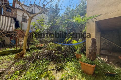 Villa i Arezzo, Arezzo, Arezzo - € 115.000 | Ref: A015CD - foto 1