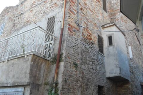 Villa a Ripatransone, Ascoli Piceno, Ripatransone - € 28.000 | Ref: cas5 - foto 13