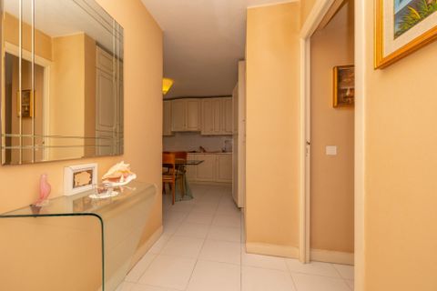 Lejlighed i Menton, Alpes-Maritimes, Menton - € 1.060.000 | Ref: X52358 - foto 9