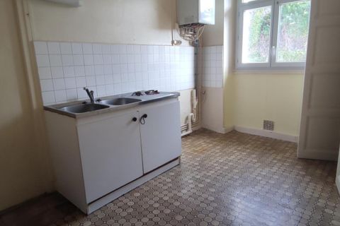 Apartament a Tulle, Correze, Tulle - € 485/mes | Ref: TULL10061003 - foto 4