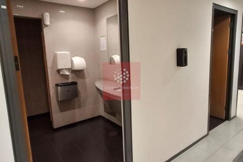 Erhvervsejendom i Amadora, Lisbon, Amadora - € 2.500.000 | Ref: 047.001.021 - foto 22