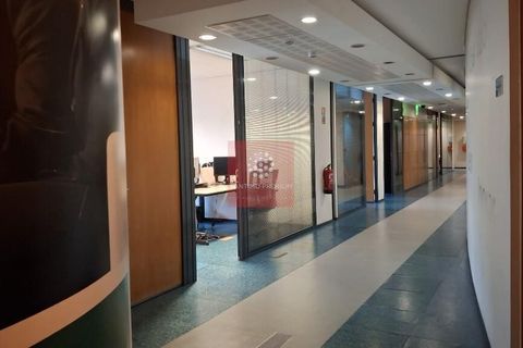 Erhvervsejendom i Amadora, Lisbon, Amadora - € 2.500.000 | Ref: 047.001.021 - foto 36