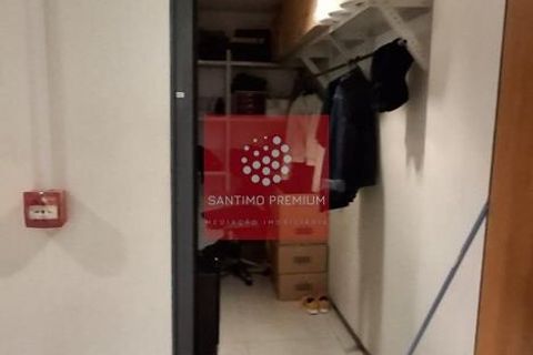 Erhvervsejendom i Amadora, Lisbon, Amadora - € 2.500.000 | Ref: 047.001.021 - foto 45
