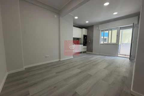 Lejlighed i Amadora, Lisbon, Amadora - € 255.000 | Ref: 701.001.127 - foto 1