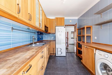 Villa i Almocageme, Lisbon, Almocageme - € 900.000 | Ref: HB0942 - foto 20
