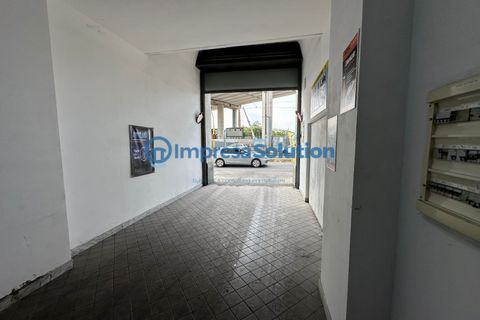 Erhvervsejendom i Naples, Naples, Naples - € 130.000 | Ref: Stazione.b - foto 6