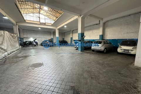 Erhvervsejendom i Naples, Naples, Naples - € 130.000 | Ref: Stazione.b - foto 12