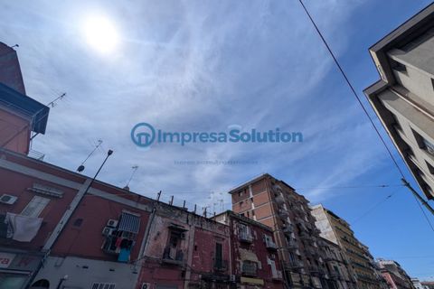 Erhvervsejendom i Naples, Naples, Naples - € 360.000 | Ref: stazione.a - foto 4