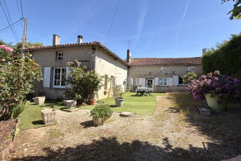 Landsbyhus i Taize-Aizie, Charente, Taize-Aizie - € 77.000 | Ref: BVI85734 - foto 1
