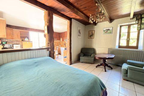 Landsbyhus i Taize-Aizie, Charente, Taize-Aizie - € 77.000 | Ref: BVI85734 - foto 5