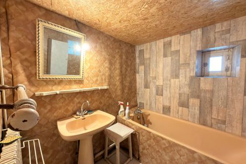 Landsbyhus i Taize-Aizie, Charente, Taize-Aizie - € 77.000 | Ref: BVI85734 - foto 8