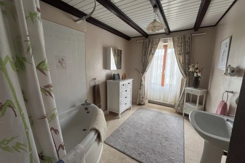 Landsbyhus i Courcome, Charente, Courcome - € 235.400 | Ref: BVI85715 - foto 12
