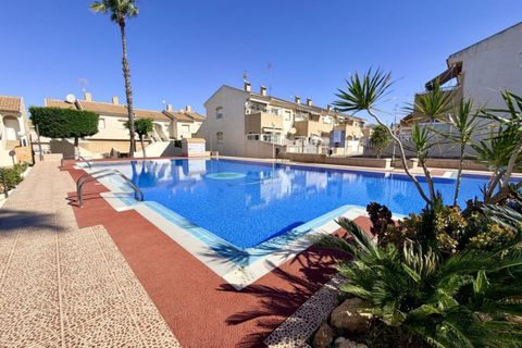 Byhus i Torrevieja, Alicante, Torrevieja - € 157.500 | Ref: 783168 - foto 1