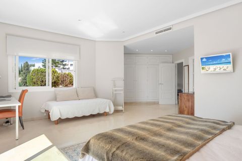 Villa a El Paraiso, Malaga, El Paraiso - € 2.690.000 | Ref: R5406337 - foto 25