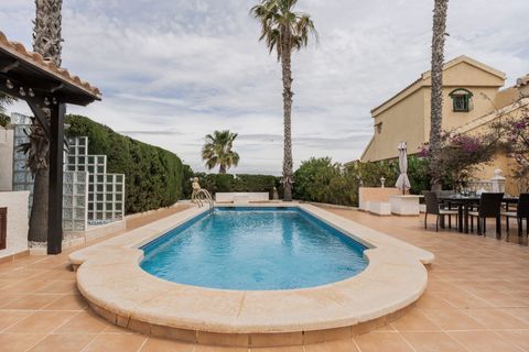 Villa a Gran Alacant, Alicante, Gran Alacant - € 549.000 | Ref: CLDCBE-29599 - foto 2