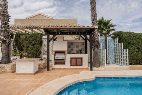 Villa a Gran Alacant, Alicante, Gran Alacant - € 549.000 | Ref: CLDCBE-29599 - foto 4