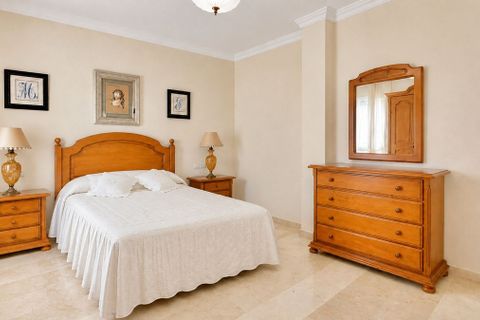 Lejlighed i Estepona, Malaga, Estepona - € 619.000 | Ref: R5402791 - foto 16